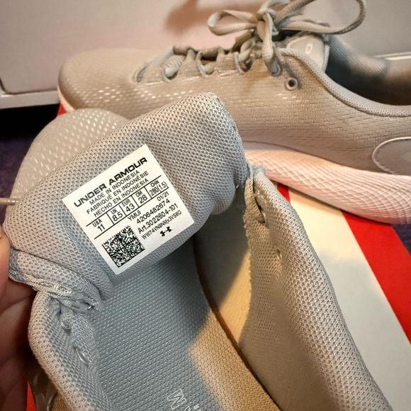 Under Armour Light Gray Athletic Sneakers- Women’s 11 - Picture 3 of 4